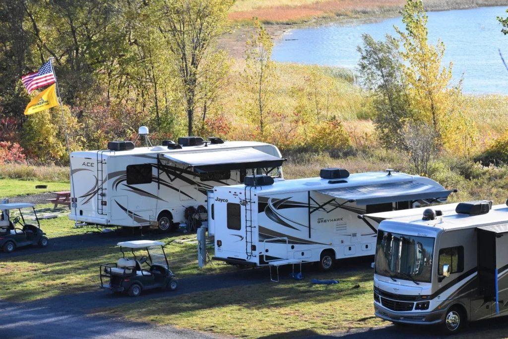 rvs overlooking lake champlain in vermont