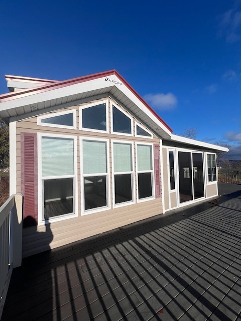 20 Empire Circle-006