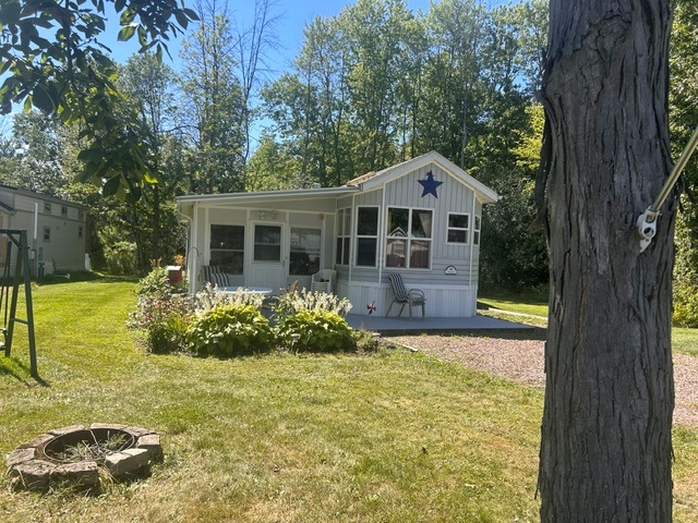 10 Pike Circle
